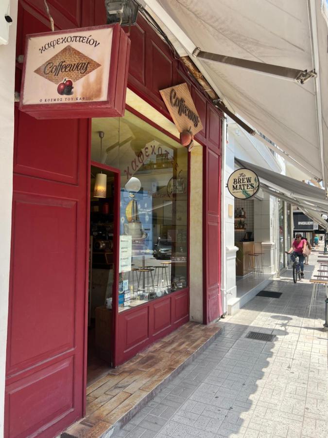 Cosy Guesthouse-Souterrain With Garden In City Center Corinto Exterior foto